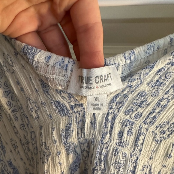 True Craft Blue and White Textured Top - Picture 4 of 4